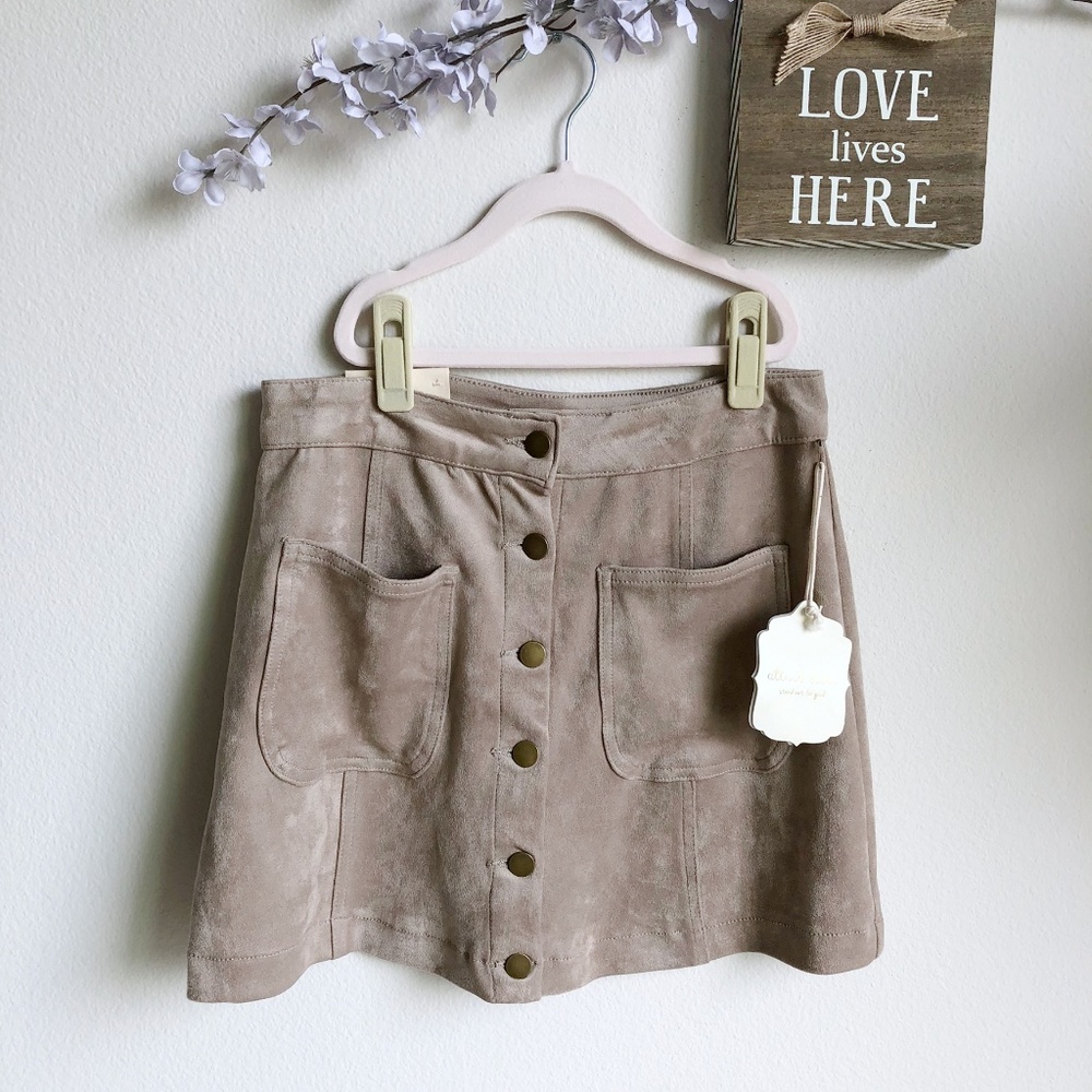 NWT Altar'd State Suede Neutral Button-Down Skirt - Picture 1 of 4